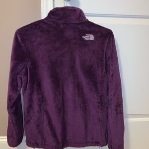 Womens north face jacket.